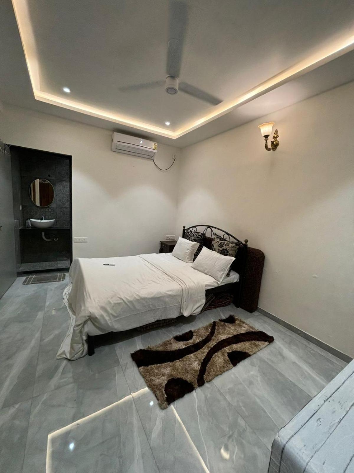 Ll Golden Leaf Ll 3Bhk Ll Ac Ll Villa Lonavala Buitenkant foto