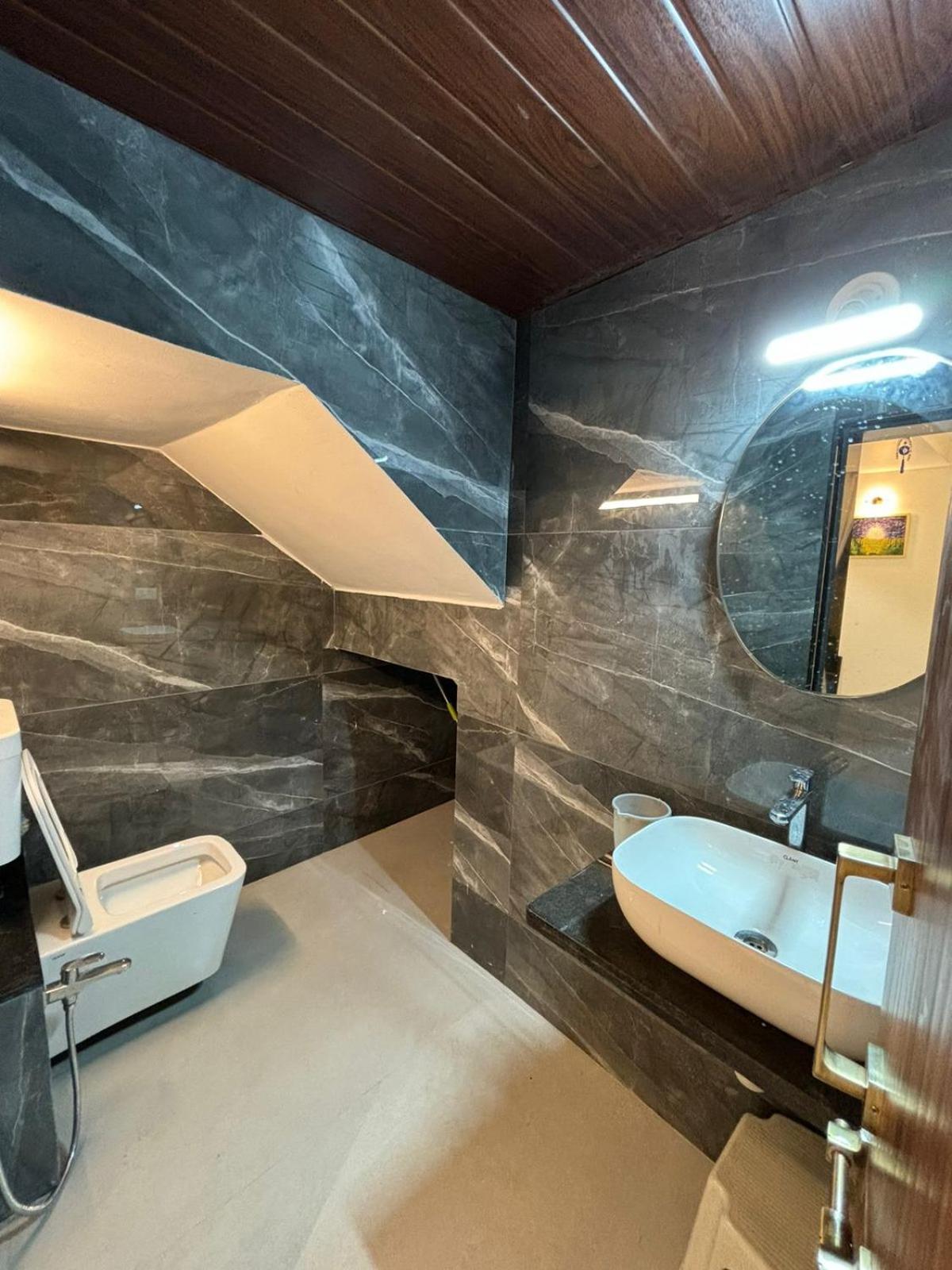Ll Golden Leaf Ll 3Bhk Ll Ac Ll Villa Lonavala Buitenkant foto